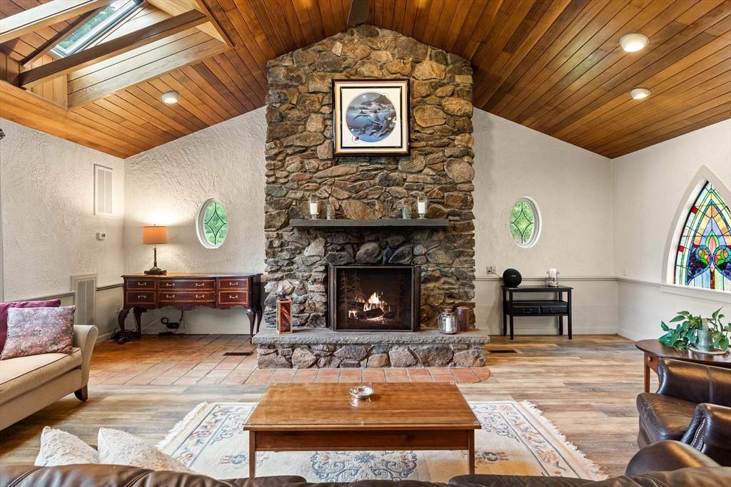 135 Academy Road North Andover, MA 01845 - Photo 21 of 42 Gallery Image 21