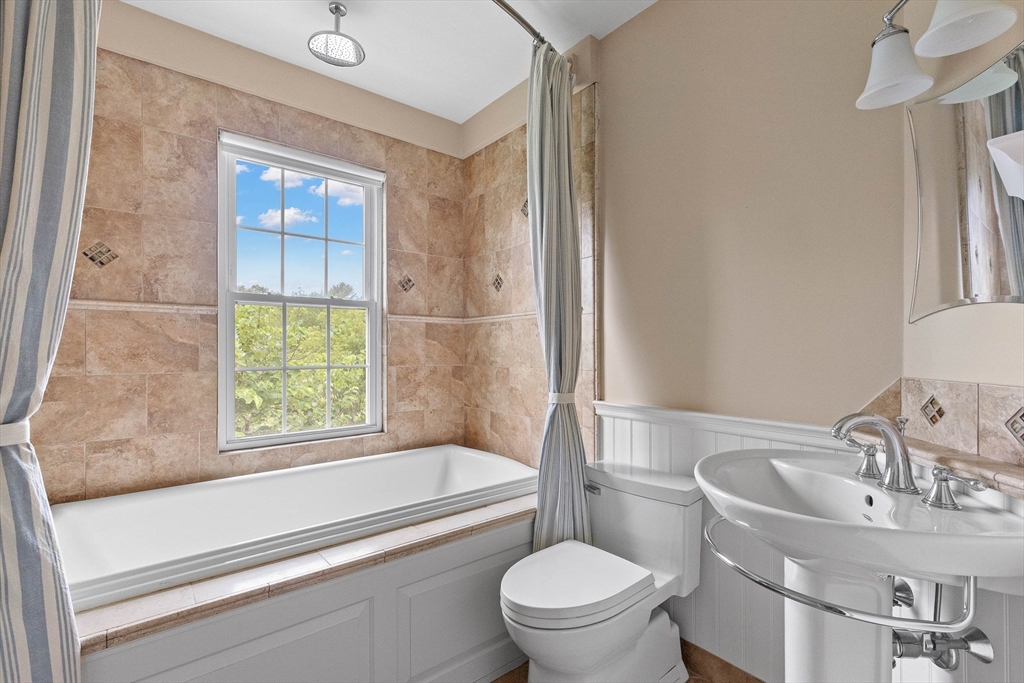 135 Academy Road North Andover, MA 01845 - Photo 31 of 42 Gallery Image 31