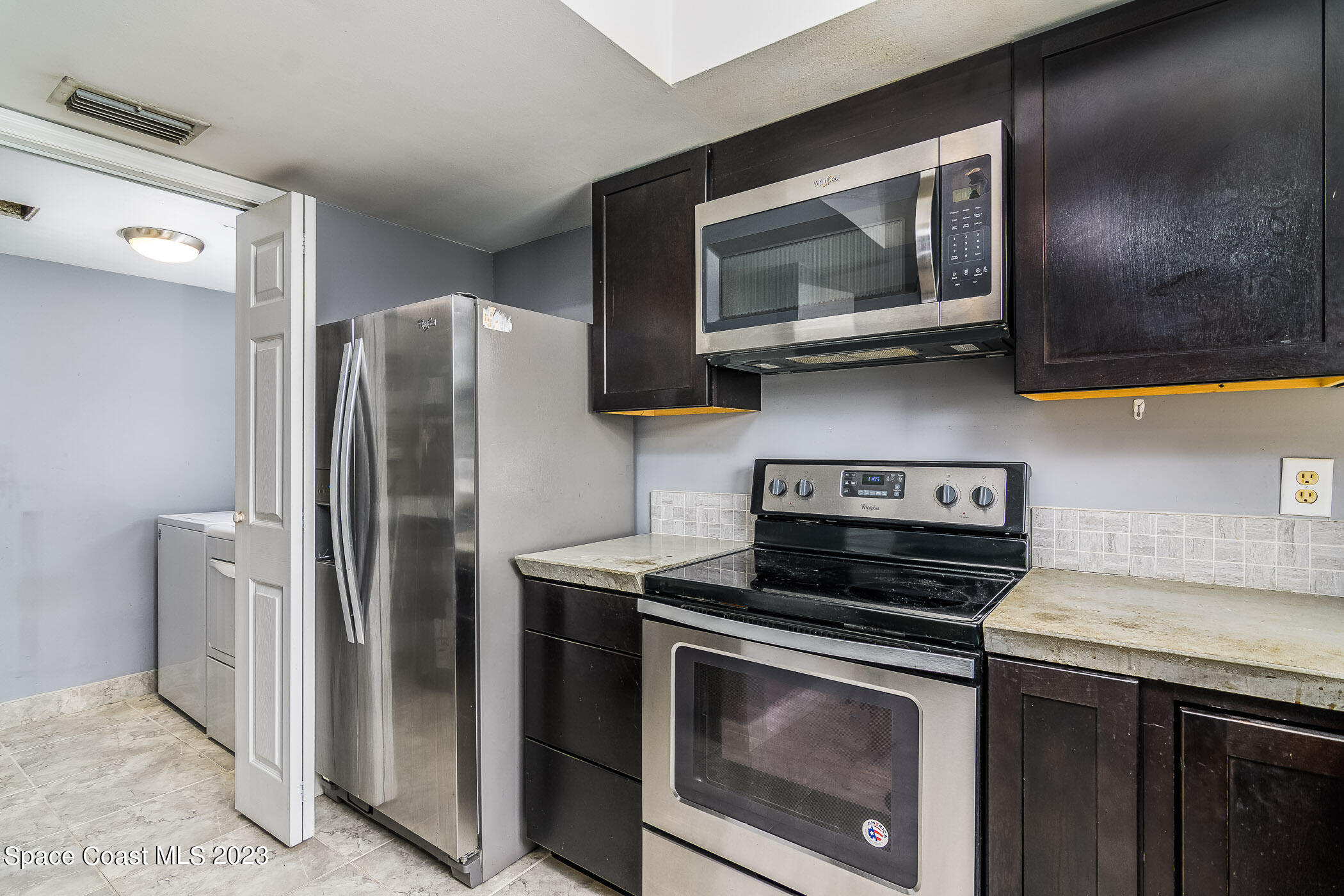 592 North Wickham Road, Unit 15 Melbourne, FL 32935 - Photo 6 of 19 Wildwood-10
