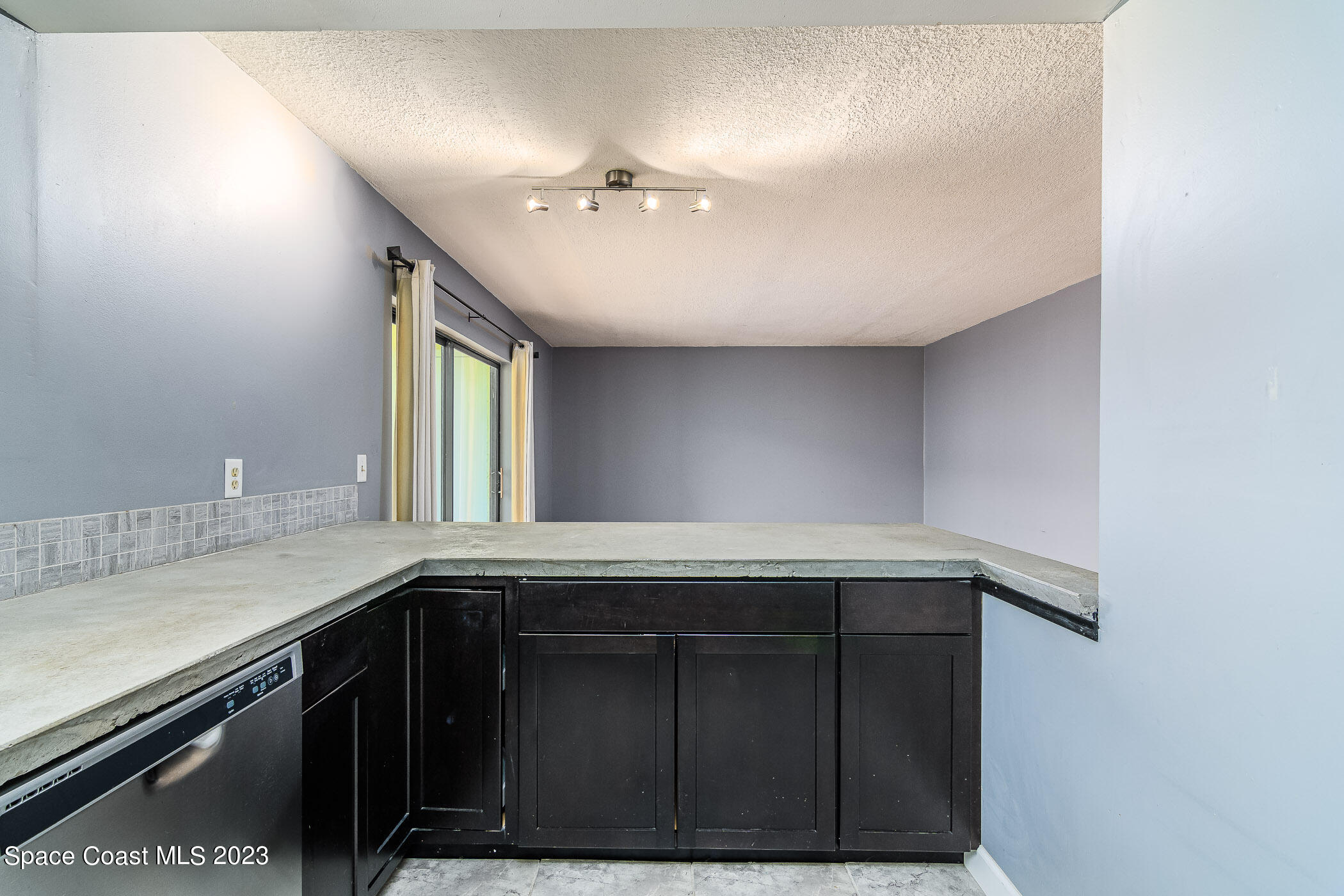 592 North Wickham Road, Unit 15 Melbourne, FL 32935 - Photo 7 of 19 Wildwood-9
