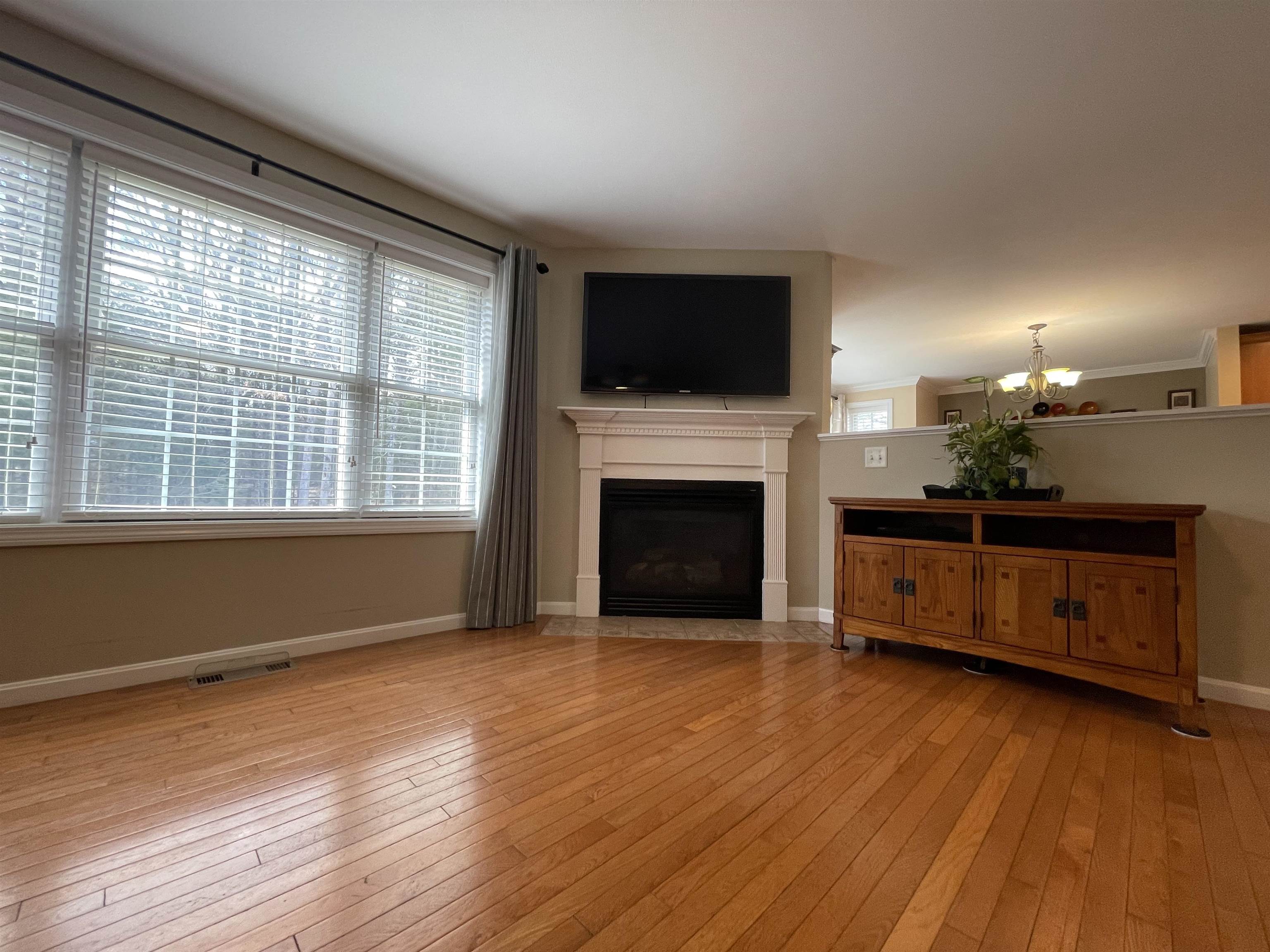 26 Forrest Street Hampstead, NH 03826 - Photo 11 of 60