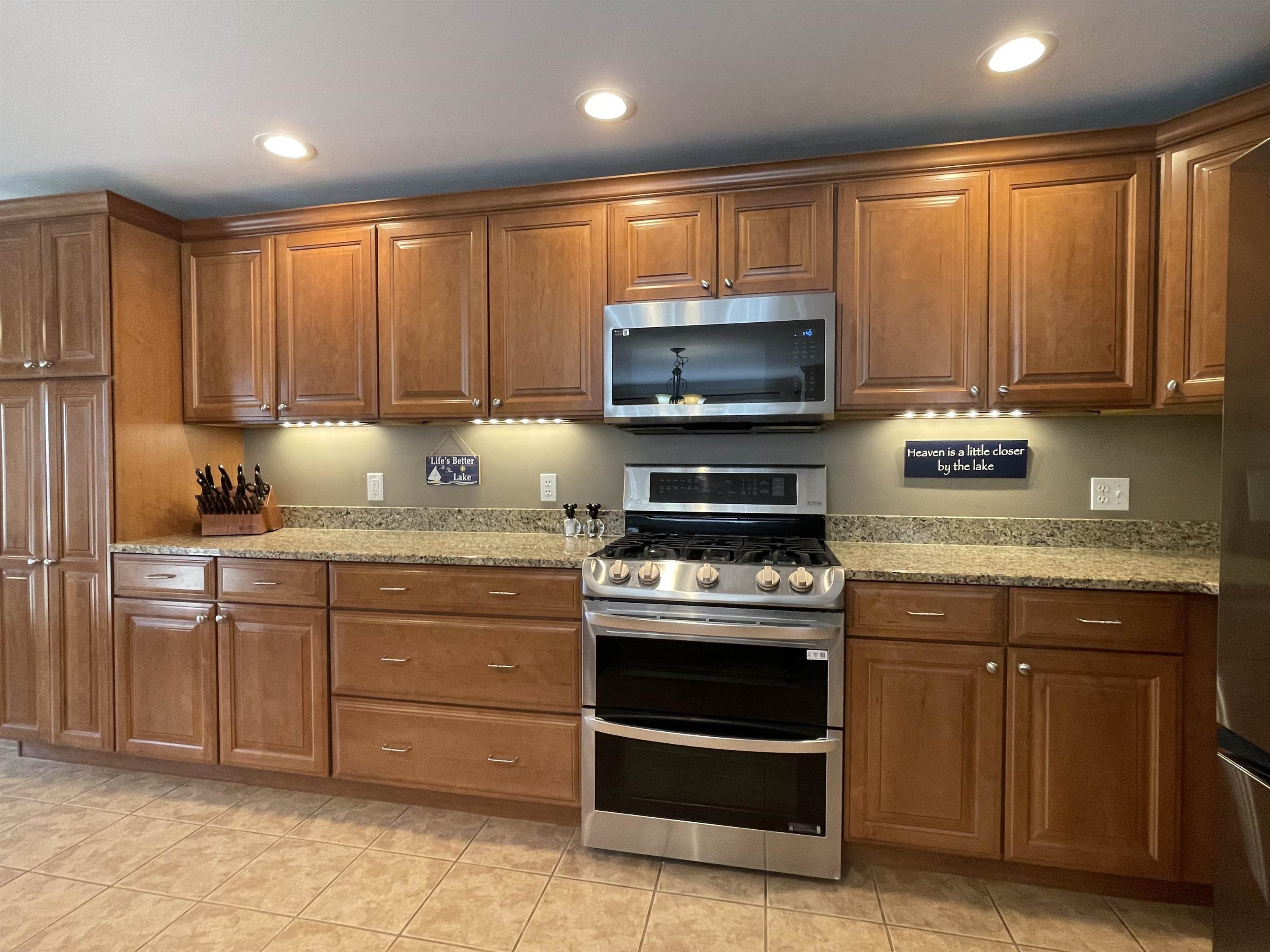 26 Forrest Street Hampstead, NH 03826 - Photo 15 of 60