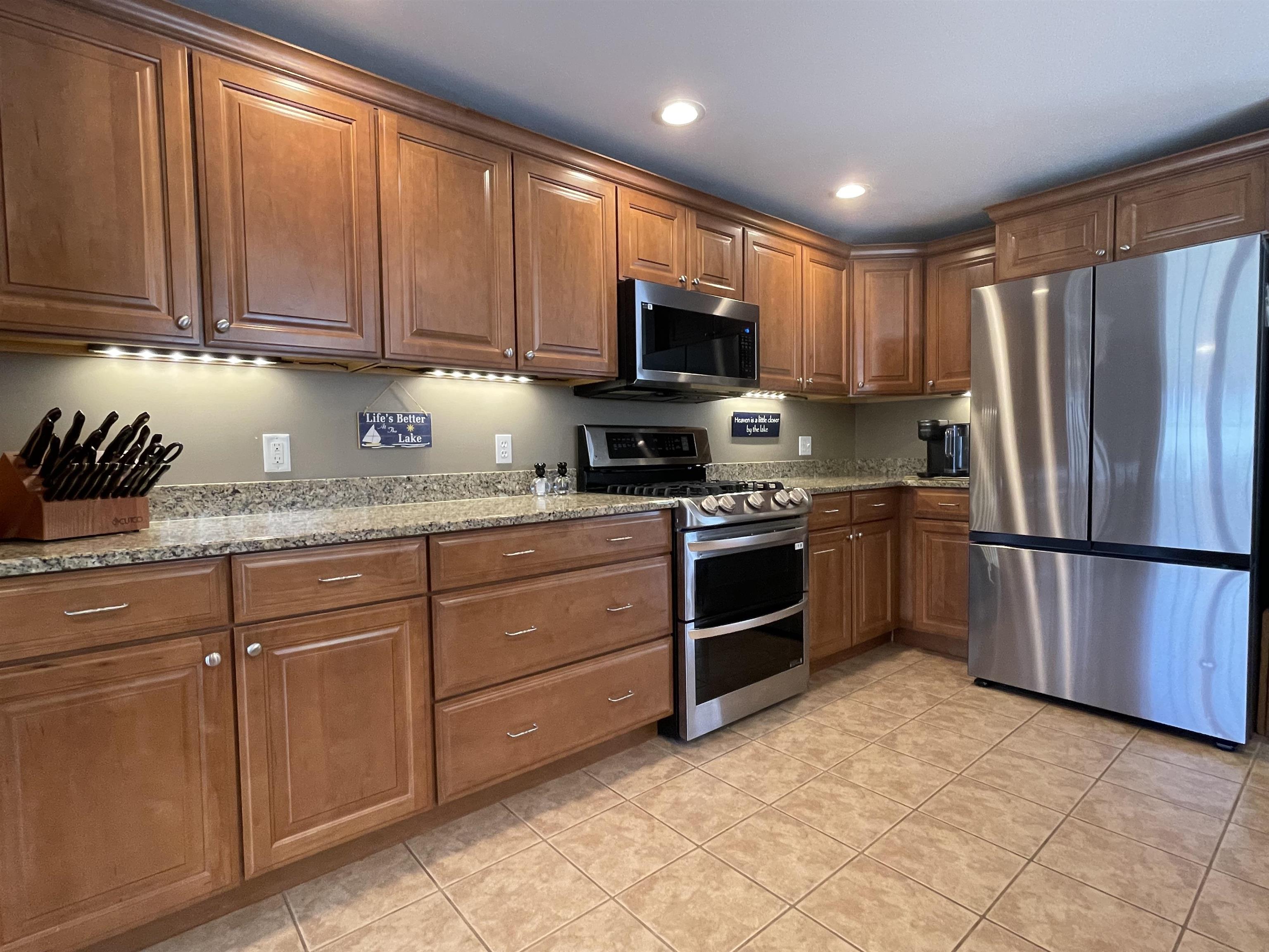 26 Forrest Street Hampstead, NH 03826 - Photo 20 of 60