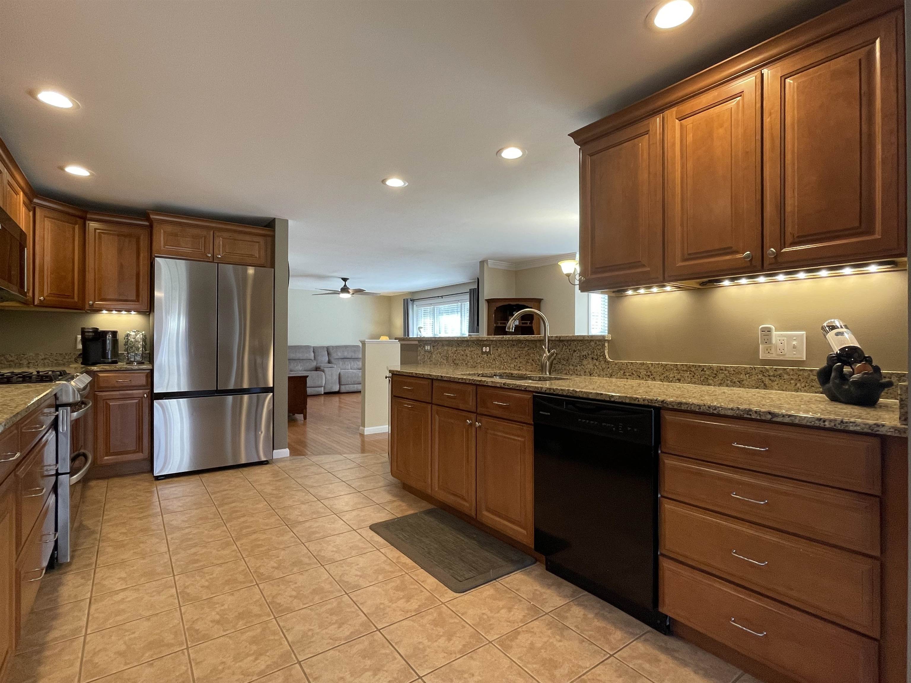 26 Forrest Street Hampstead, NH 03826 - Photo 21 of 60