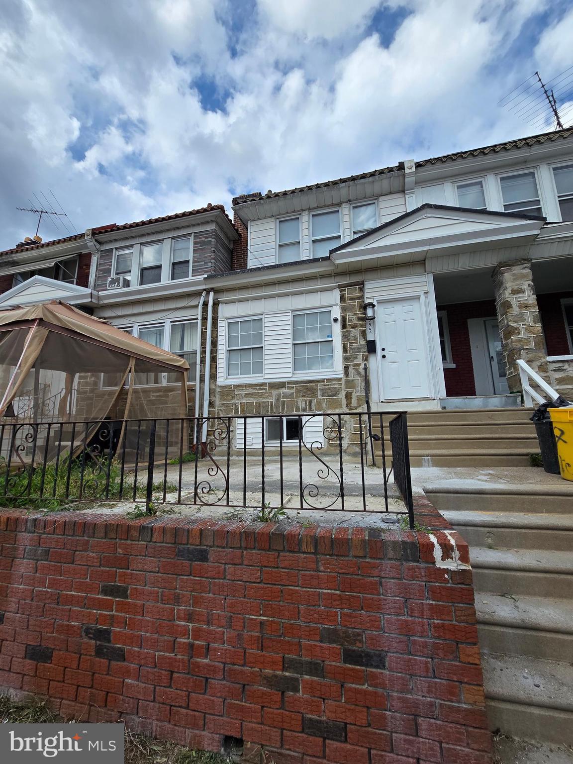 595 Sanger Street Philadelphia, PA 19120 - Photo 2 of 29