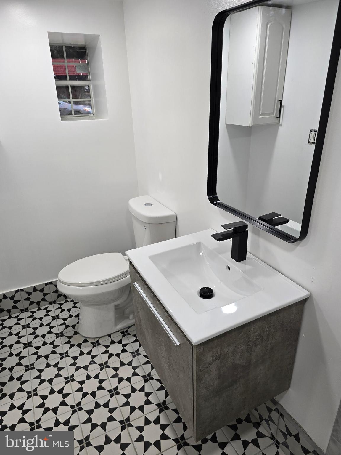 595 Sanger Street Philadelphia, PA 19120 - Photo 27 of 29