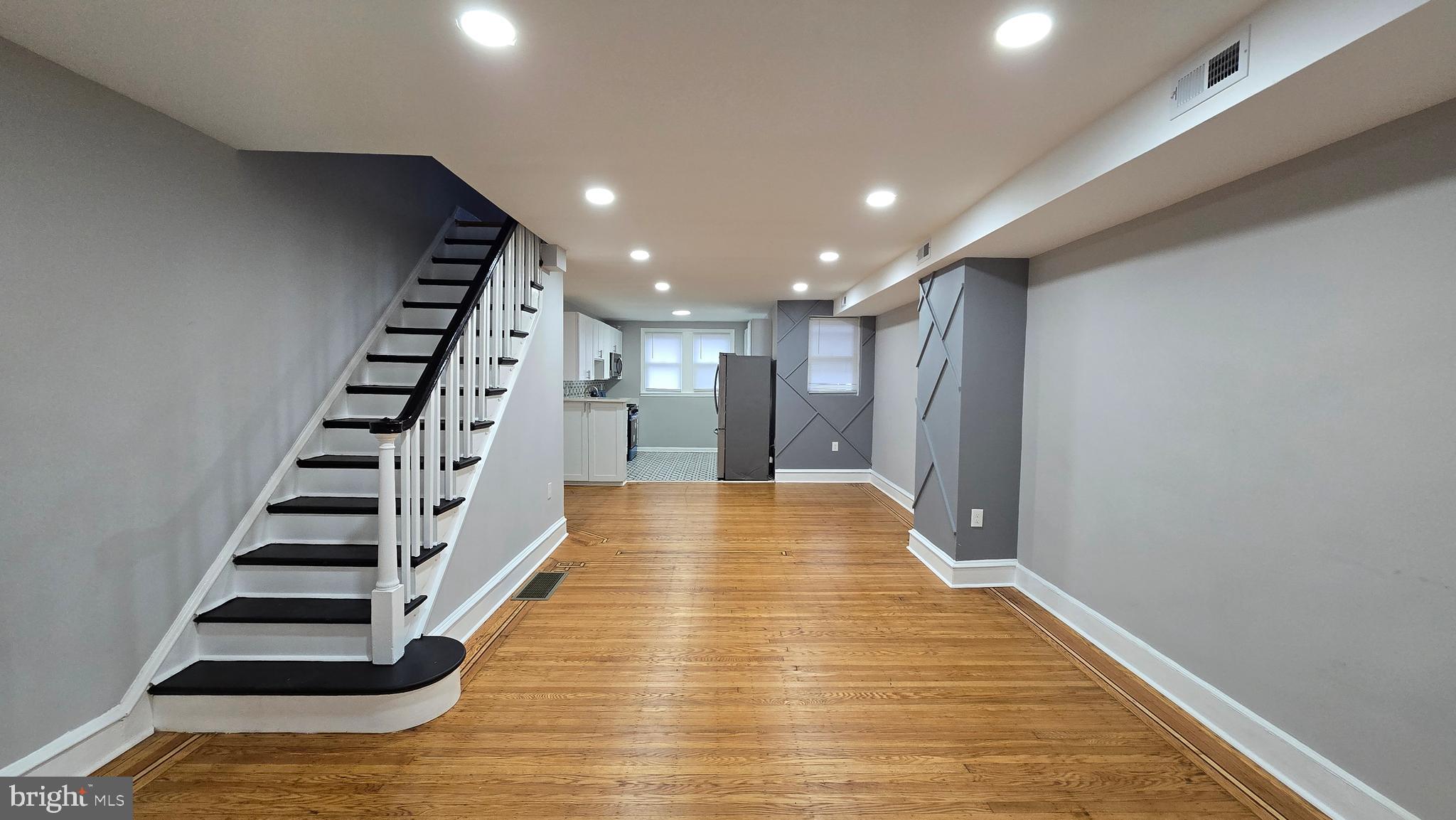 595 Sanger Street Philadelphia, PA 19120 - Photo 5 of 29