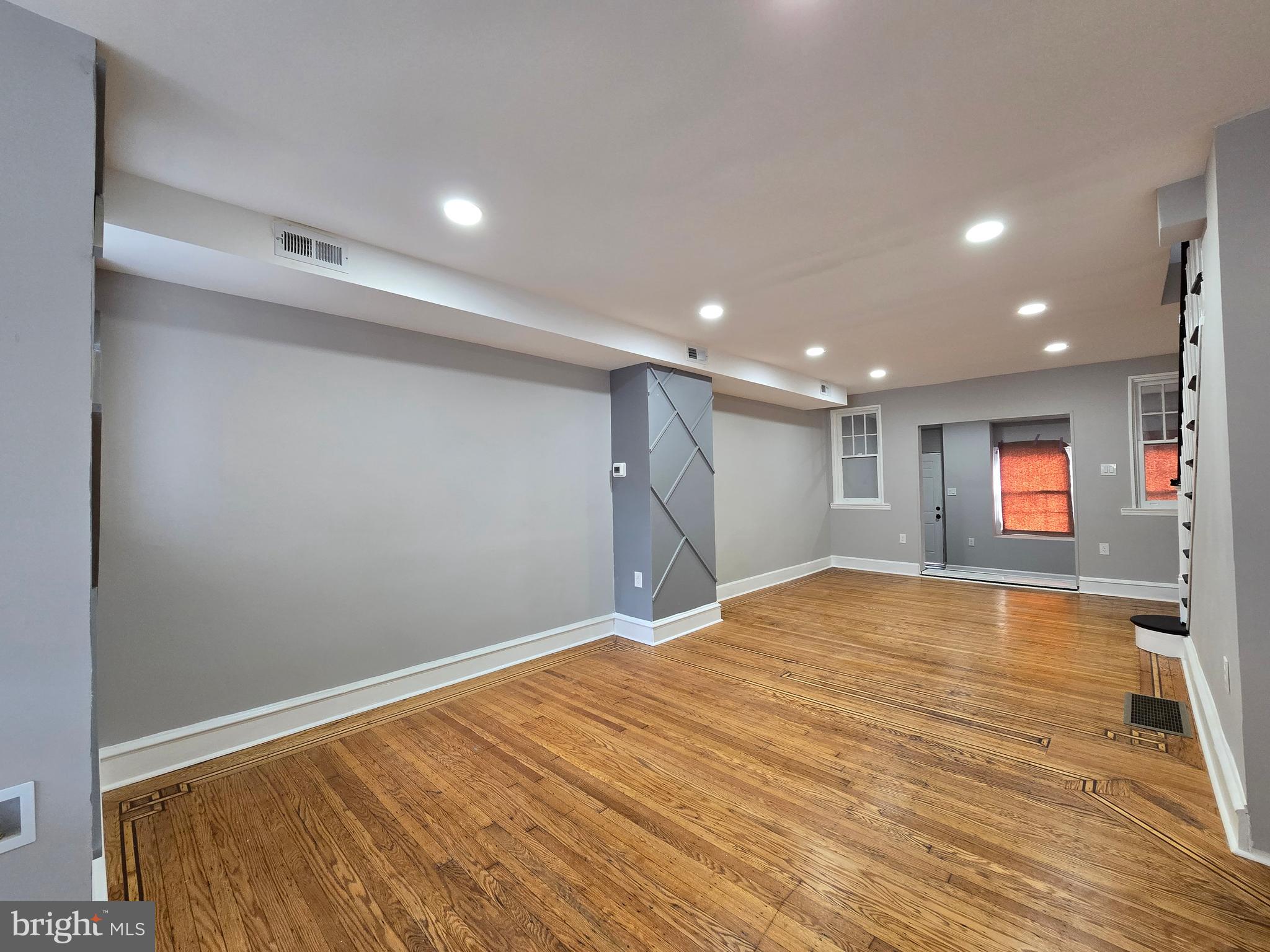 595 Sanger Street Philadelphia, PA 19120 - Photo 8 of 29