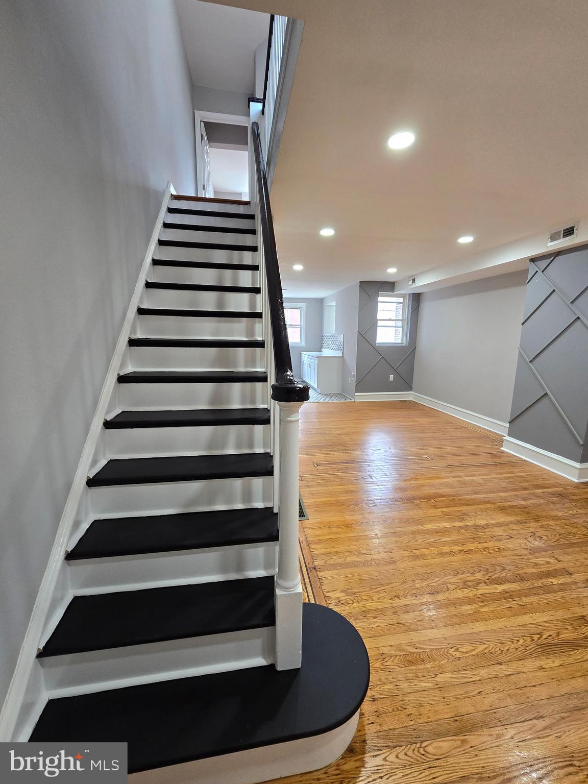 595 Sanger Street Philadelphia, PA 19120 - Photo 10 of 29