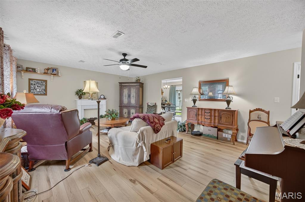 15420 Talbot Lane St. Robert, MO 65584 - Photo 23 of 50