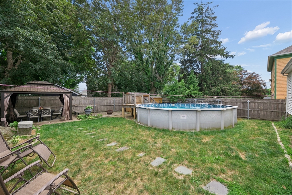 45 Bright Street Fall River, MA 02721 - Photo 4 of 26