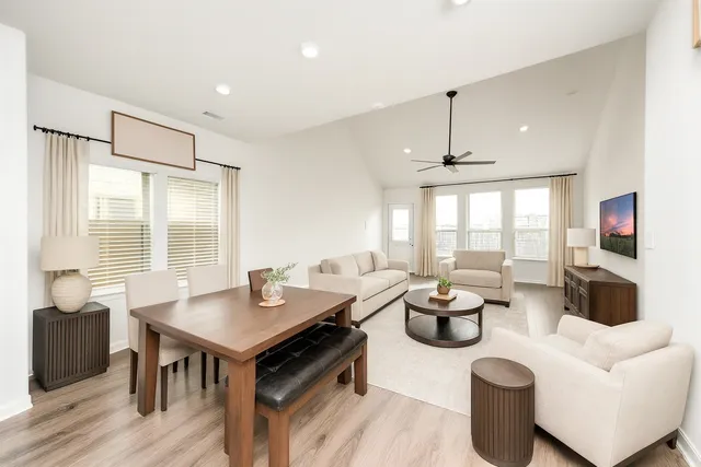 $279,999 | 1006 Breech Drive, Crosby, TX 77532