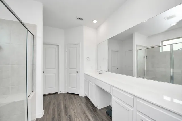 $279,999 | 1006 Breech Drive, Crosby, TX 77532