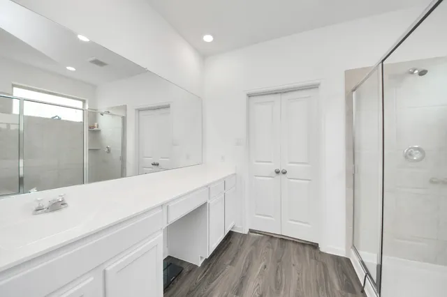 $279,999 | 1006 Breech Drive, Crosby, TX 77532