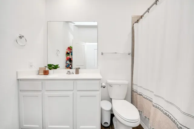 $279,999 | 1006 Breech Drive, Crosby, TX 77532