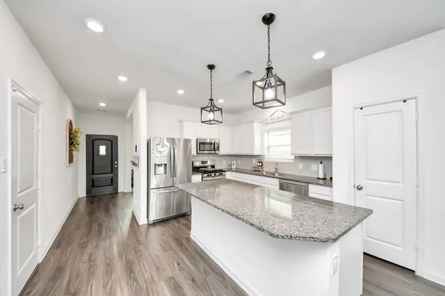 $279,999 | 1006 Breech Drive, Crosby, TX 77532