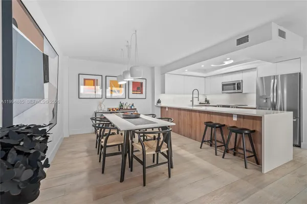 $1,475,000 | 177 Ocean Ln Drive, Unit 812, Key Biscayne, FL 33149