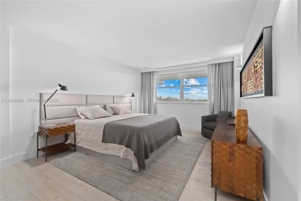 $1,475,000 | 177 Ocean Ln Drive, Unit 812, Key Biscayne, FL 33149