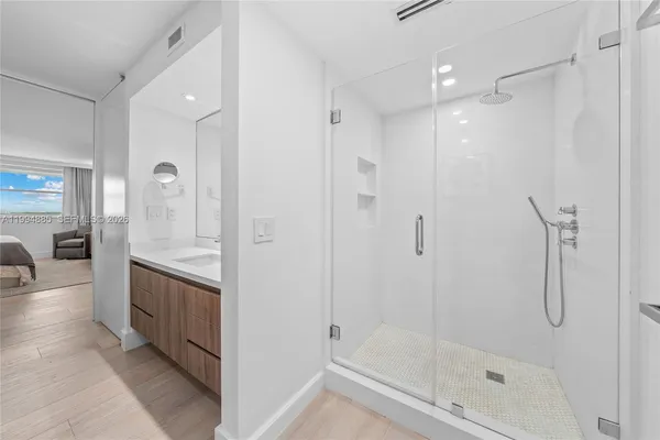 $1,475,000 | 177 Ocean Ln Drive, Unit 812, Key Biscayne, FL 33149