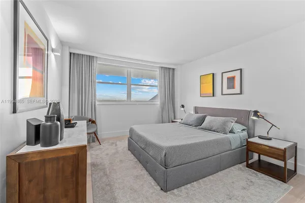 $1,475,000 | 177 Ocean Ln Drive, Unit 812, Key Biscayne, FL 33149