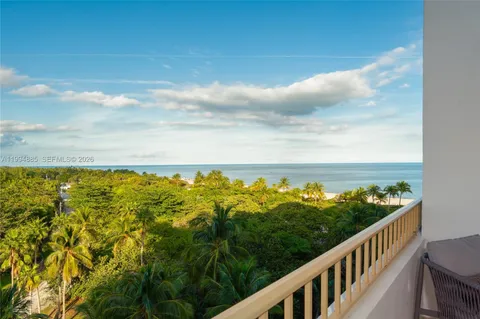 $1,475,000 | 177 Ocean Ln Drive, Unit 812, Key Biscayne, FL 33149