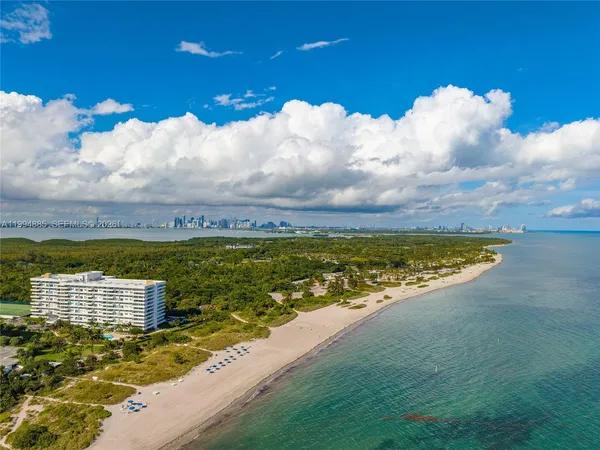 $1,475,000 | 177 Ocean Ln Drive, Unit 812, Key Biscayne, FL 33149