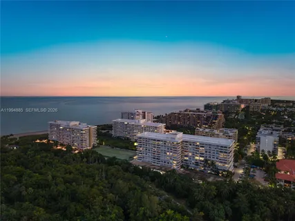 $1,475,000 | 177 Ocean Ln Drive, Unit 812, Key Biscayne, FL 33149