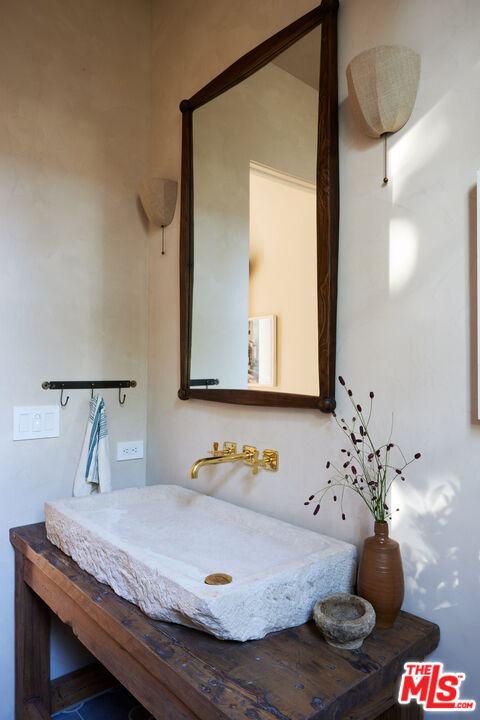 4338 Rhodes Avenue Studio City, CA 91604 - Photo 19 of 51