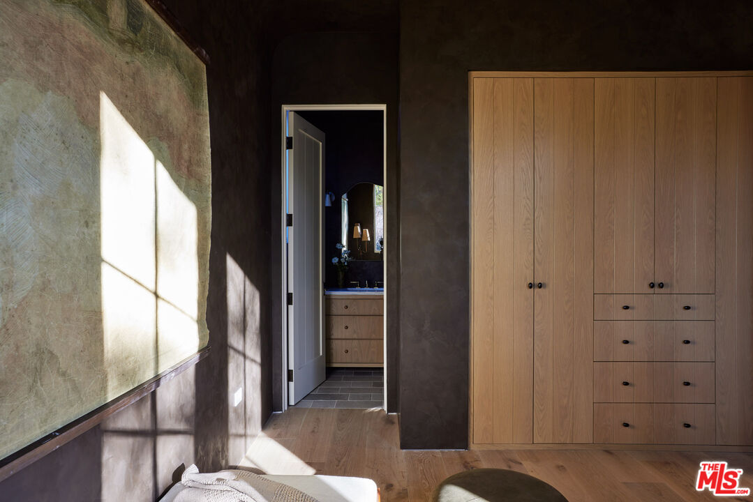 4338 Rhodes Avenue Studio City, CA 91604 - Photo 21 of 51