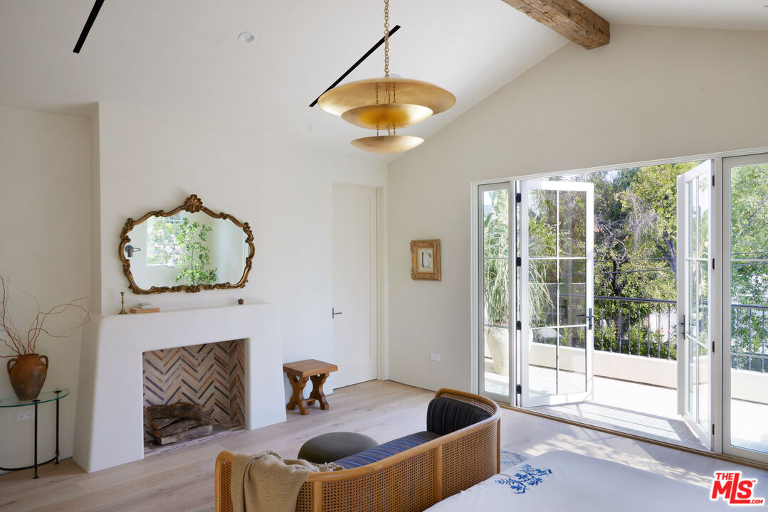 4338 Rhodes Avenue Studio City, CA 91604 - Photo 26 of 51