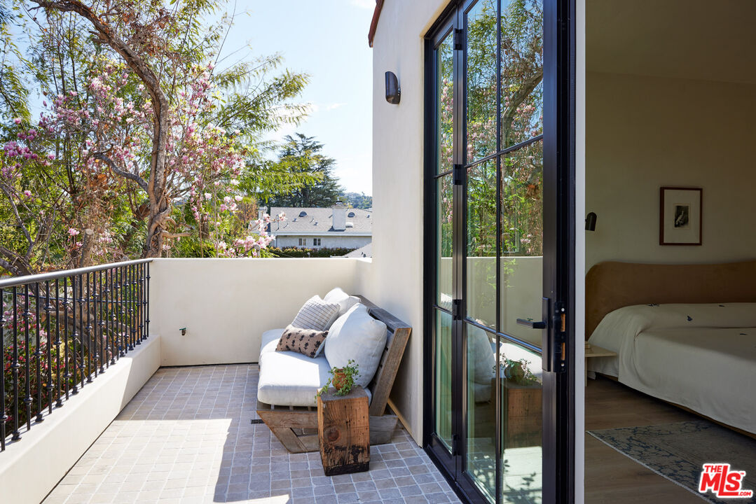 4338 Rhodes Avenue Studio City, CA 91604 - Photo 28 of 51