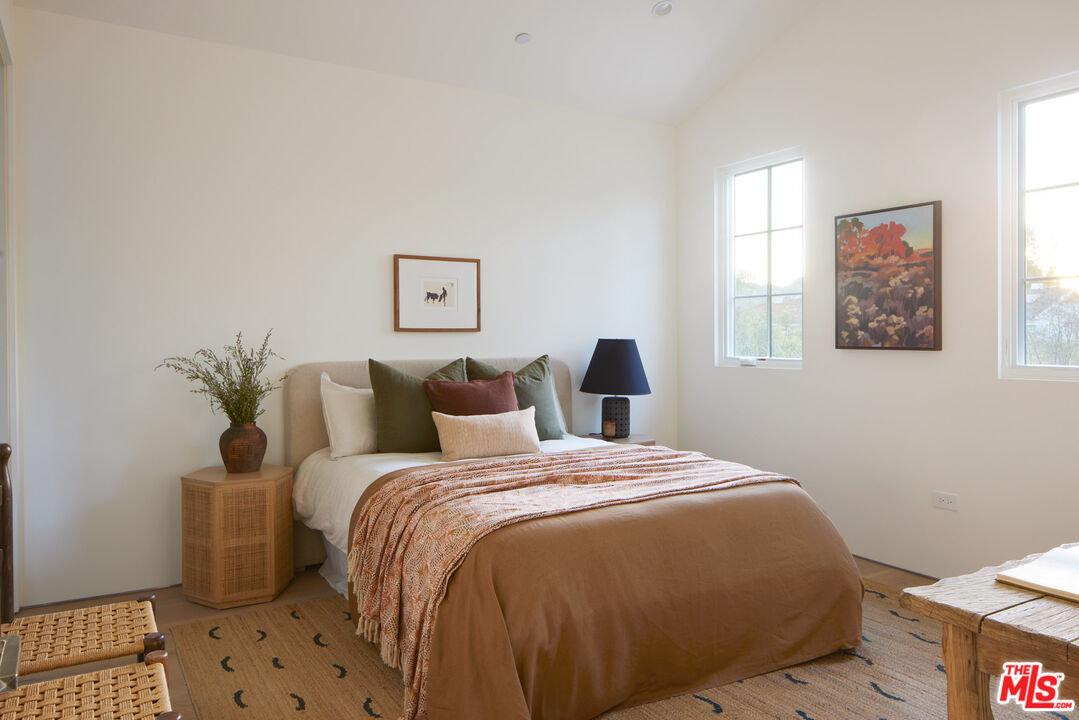 4338 Rhodes Avenue Studio City, CA 91604 - Photo 38 of 51