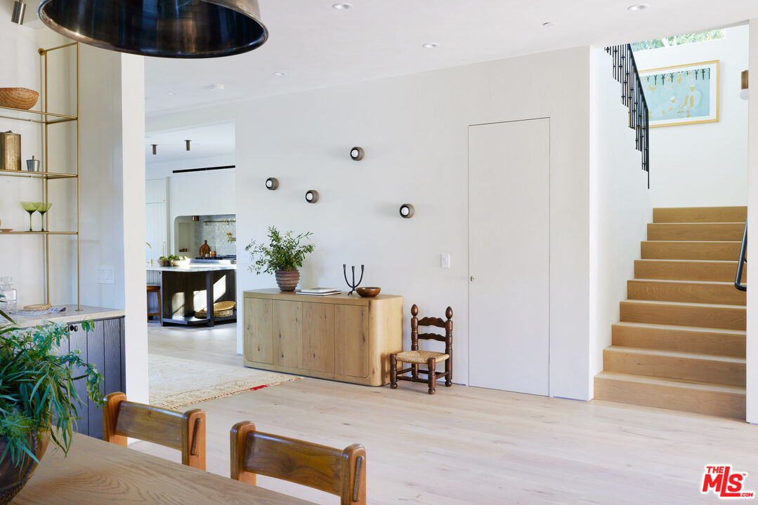 4338 Rhodes Avenue Studio City, CA 91604 - Photo 5 of 51