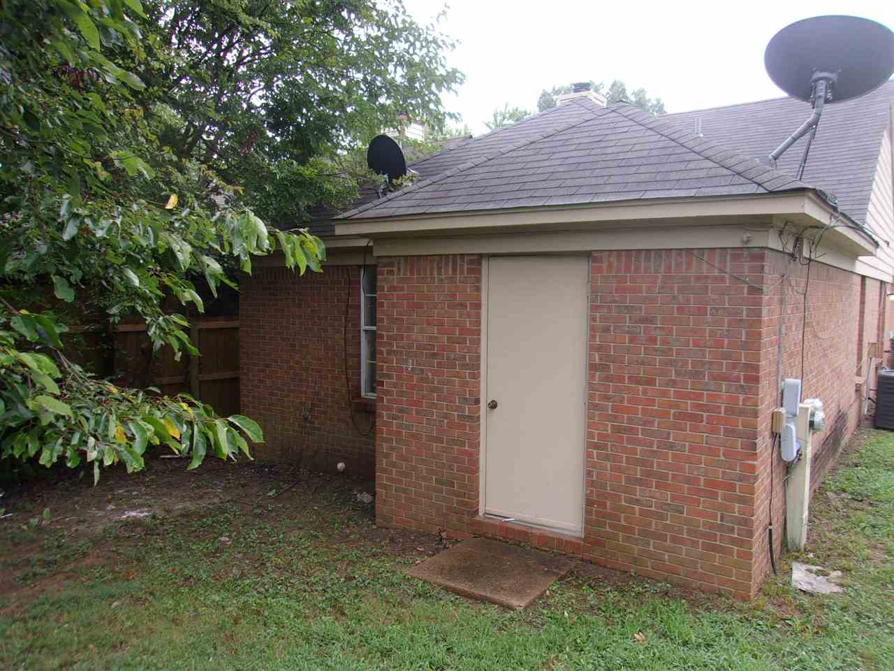 6528 Wimble Road Memphis, TN 38134 - Photo 2 of 18