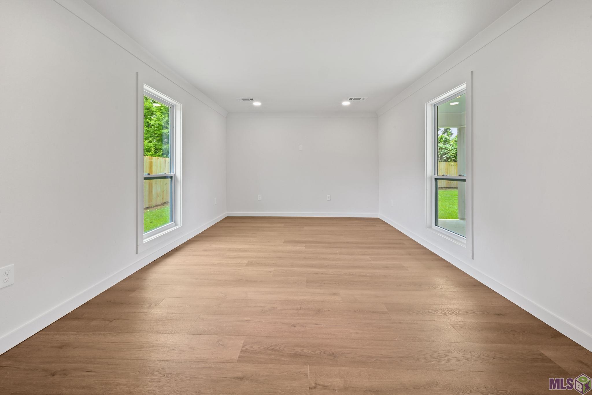 8872 Bayside Avenue Baton Rouge, LA 70806 - Photo 6 of 34