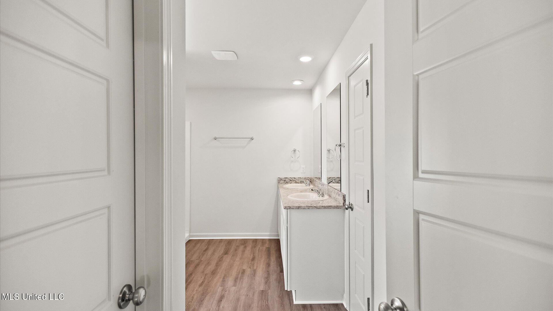 109 Lucas Court Byram, MS 39272 - Photo 23 of 39 23-3HTP9576