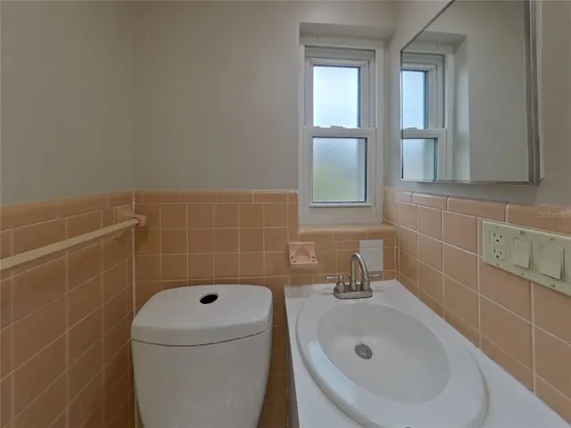 $2,689 | Undisclosed Address, Clearwater, FL 33764