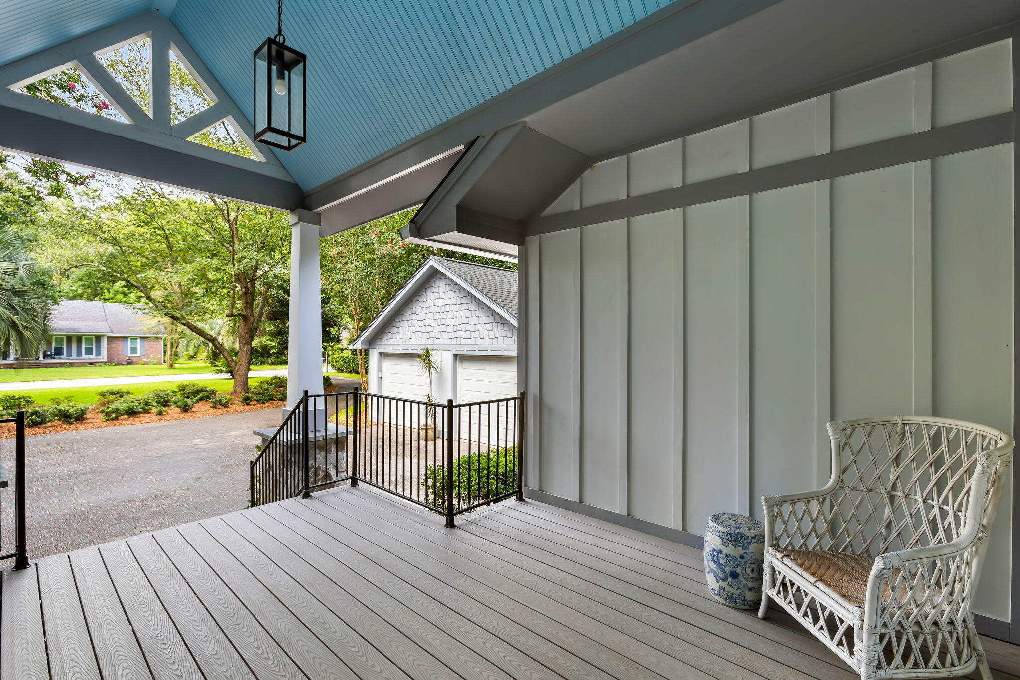 883 Farm Quarter Rd