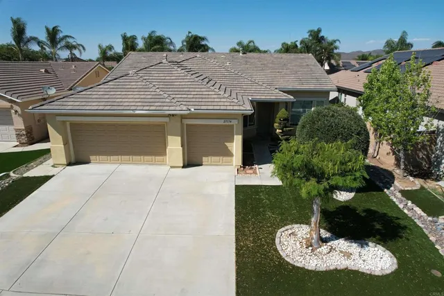 $580,000 | 27174 Augusta Avenue, Menifee, CA 92584