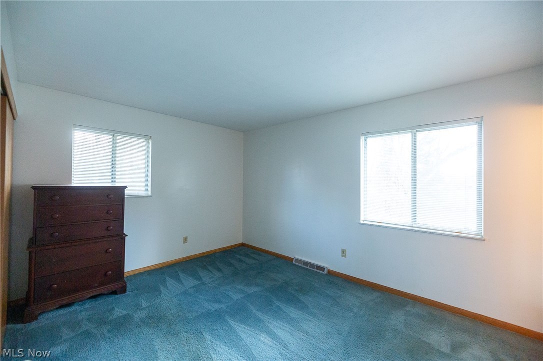 20 Yager Road New Franklin, OH 44216 - Photo 15 of 20 Owners suite