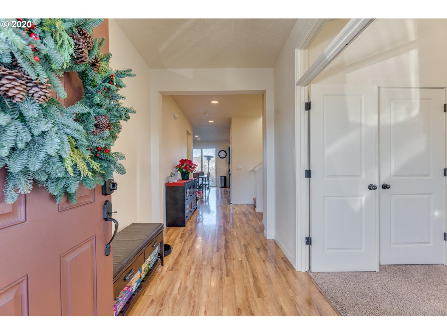 356 North Green Gables Loop Ridgefield, WA 98642 - Photo 2 of 26