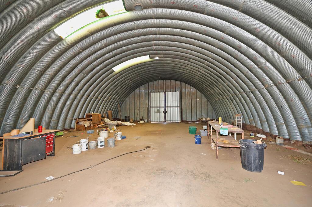 6801 South Blessen Road Amarillo, TX 79119 - Photo 30 of 36 Quonset Interior