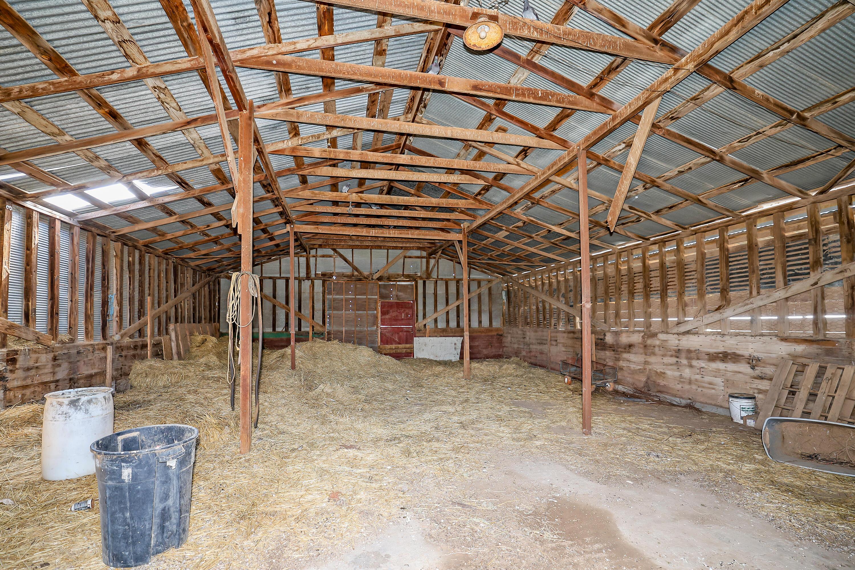 6801 South Blessen Road Amarillo, TX 79119 - Photo 31 of 36 Barn Interior