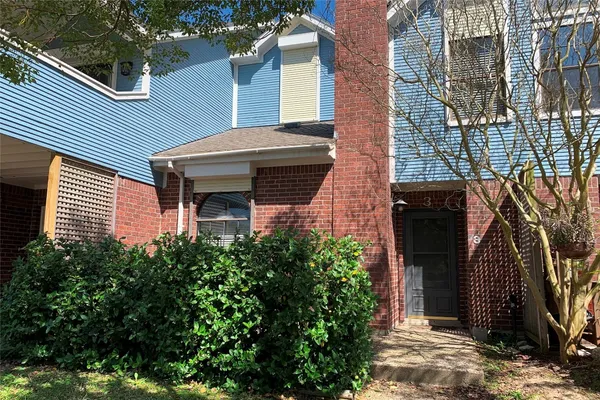 $1,800 | 3100 75th Street, Unit 3, Galveston, TX 77551