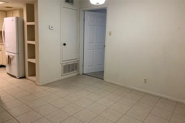$1,800 | 3100 75th Street, Unit 3, Galveston, TX 77551