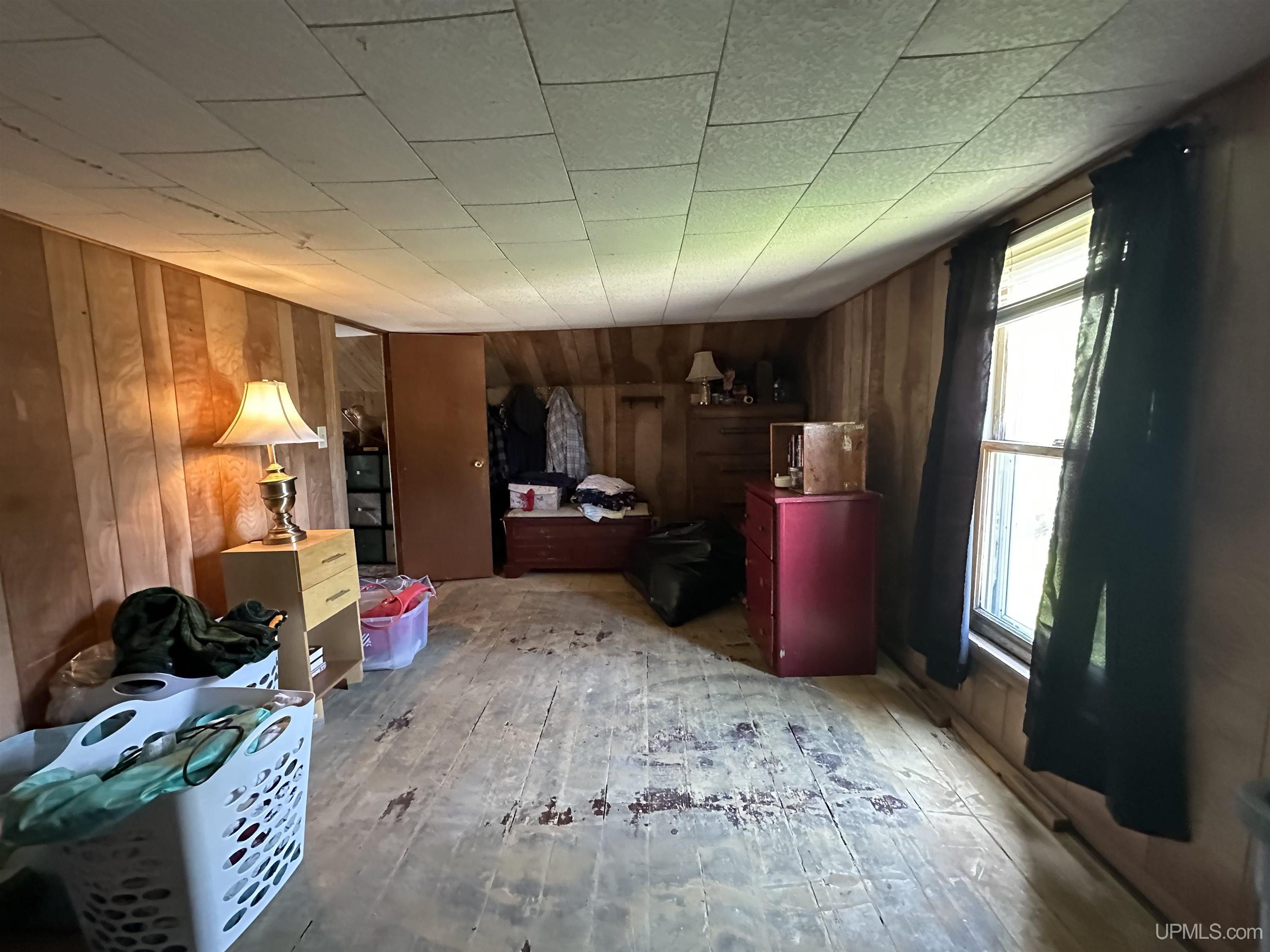 421-419 Cary Road Hurley, WI 54534 - Photo 13 of 51