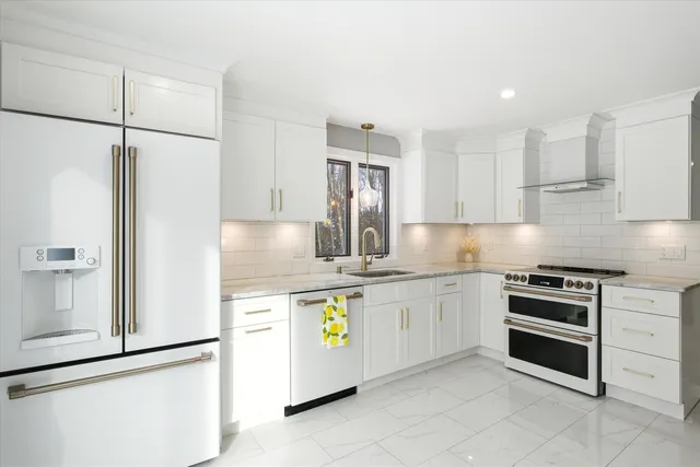 $700,000 | 10 Olde Road, Merrimack, NH 03054