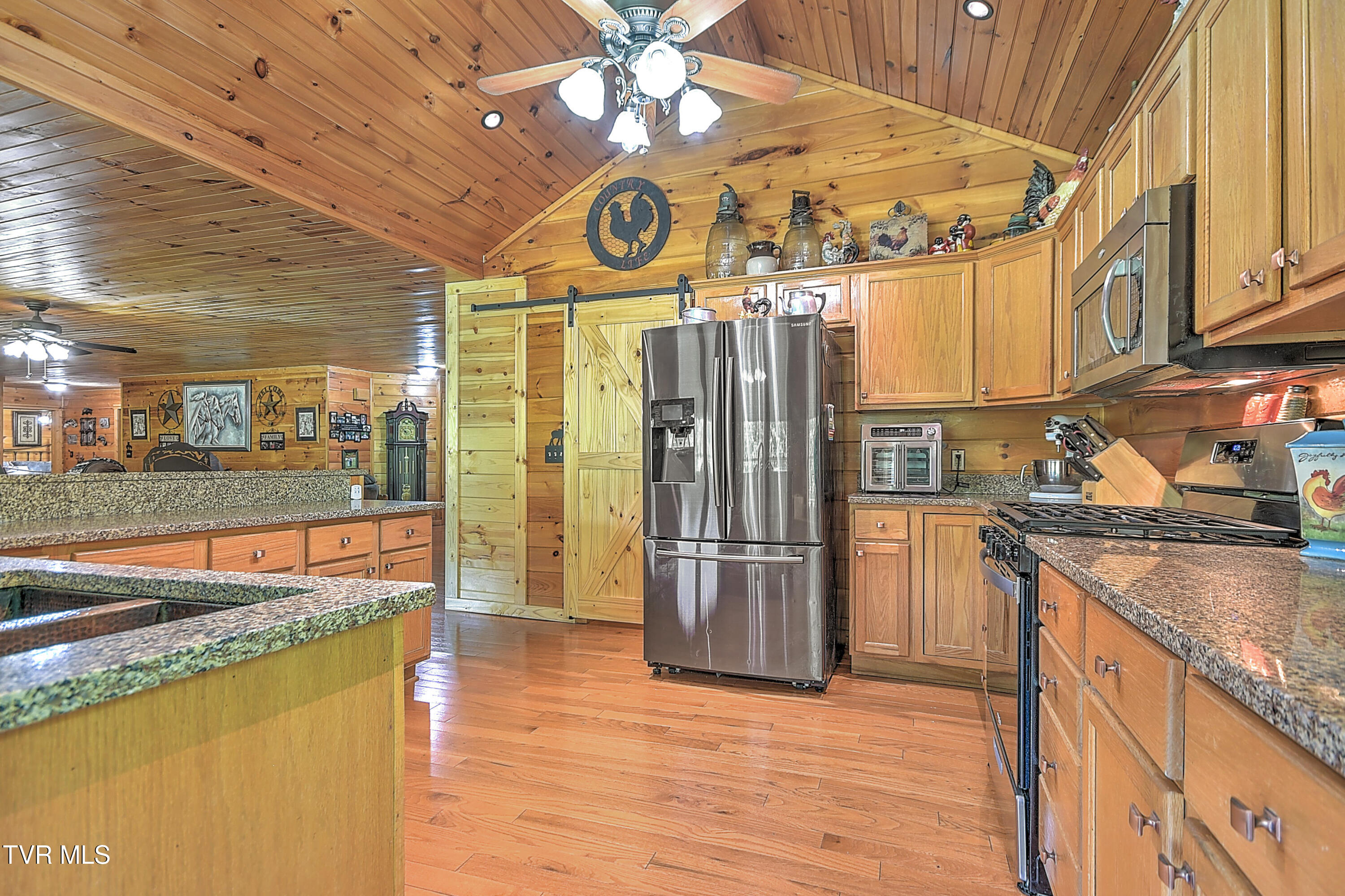 1374 West Allens Bridge Road Greeneville, TN 37743 - Photo 17 of 96 1374 W Allens Bridge EH-17