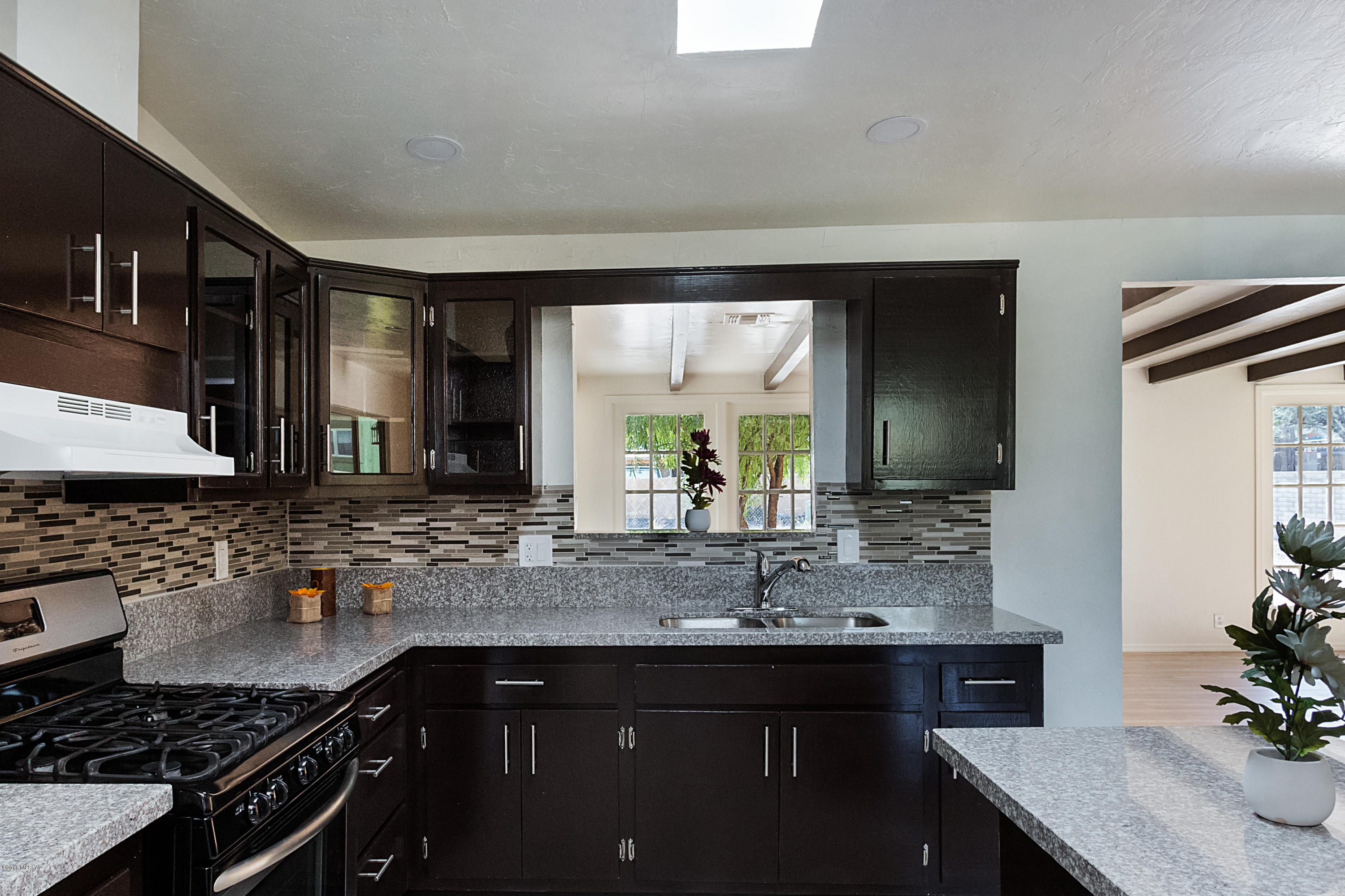 1925 West Donny Brook Road Tucson, AZ 85713 - Photo 9 of 23