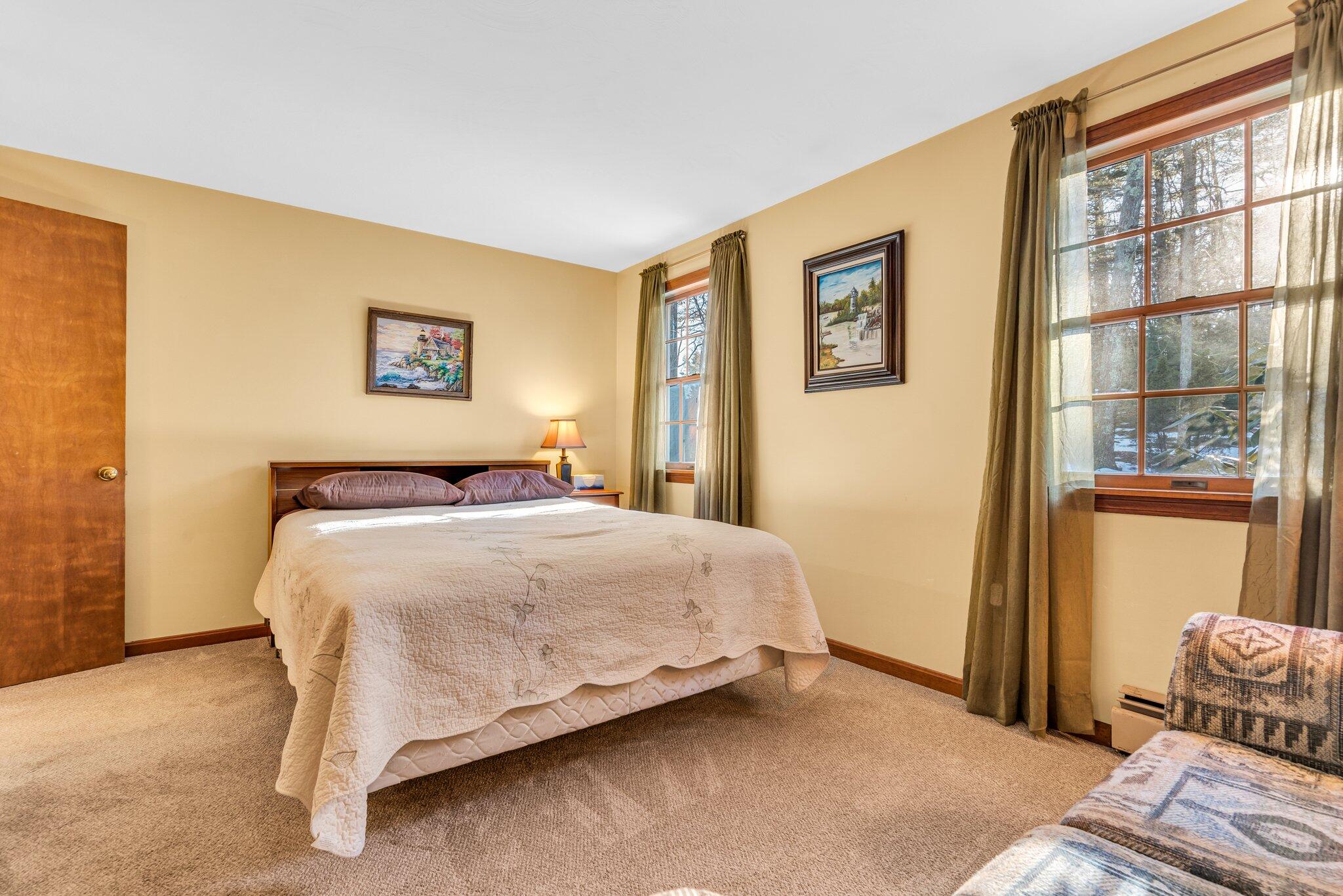 10 Groundnut Hill Road Cape Neddick, ME 03902 - Photo 23 of 54 10 groundnut guest bedroom 2